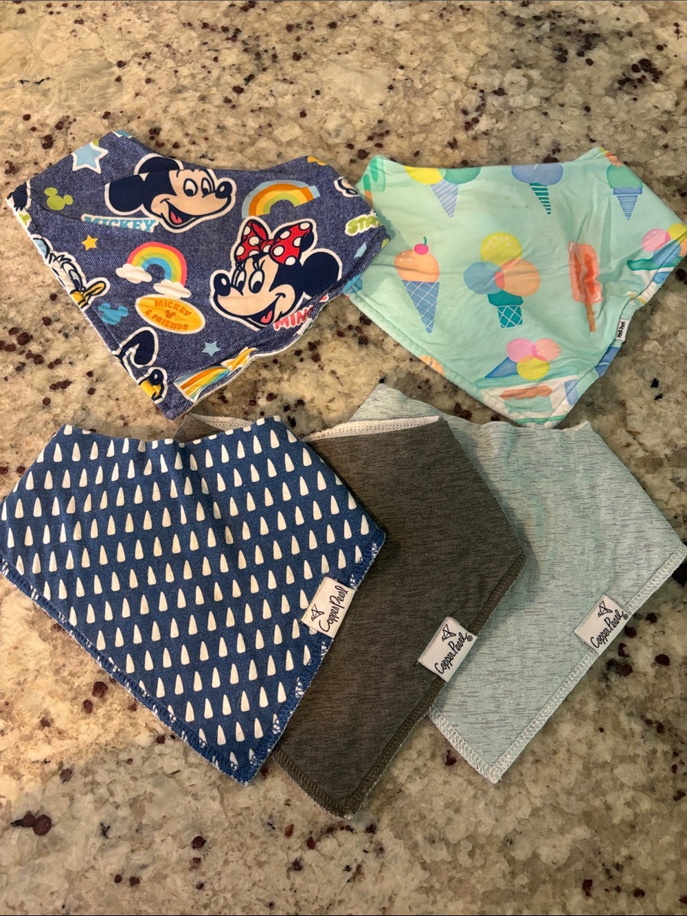 Bib bundle